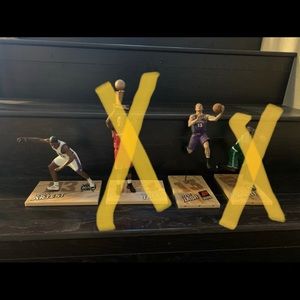 2 McFarlane NBA figures